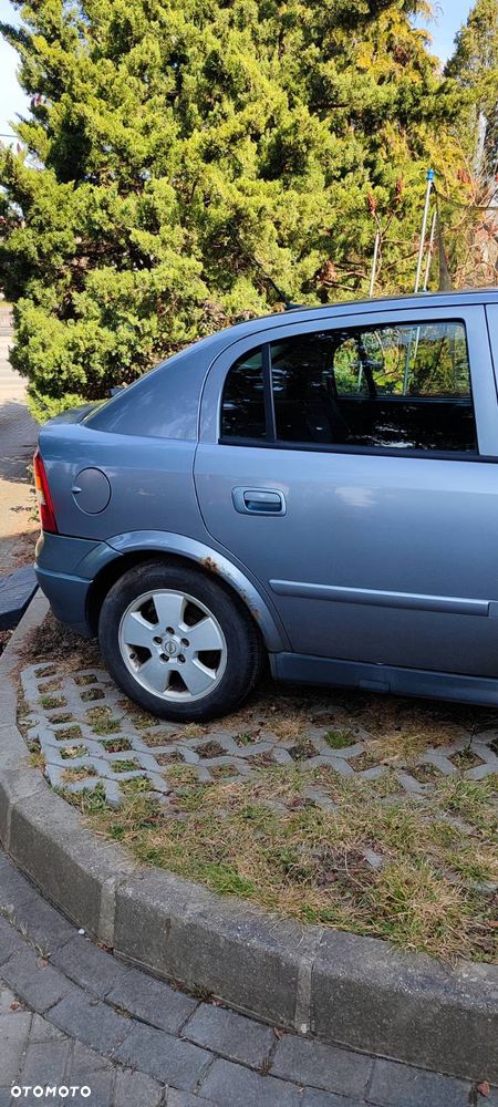 Opel Astra 1.8 Elegance - 3