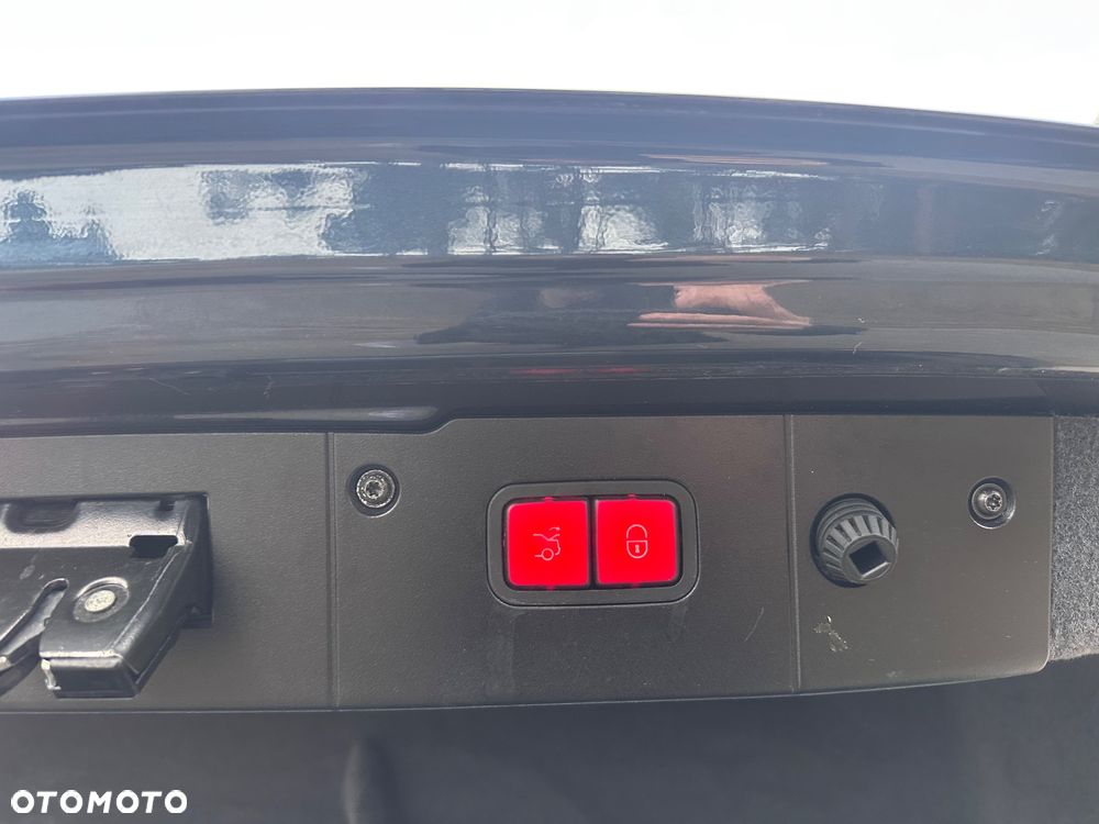 Mercedes-Benz CLS 350 CGI - 25