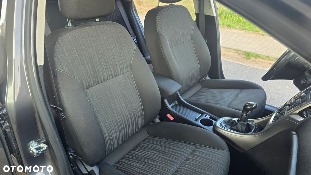 Opel Astra 1.6 Edition 111 Jahre - 24