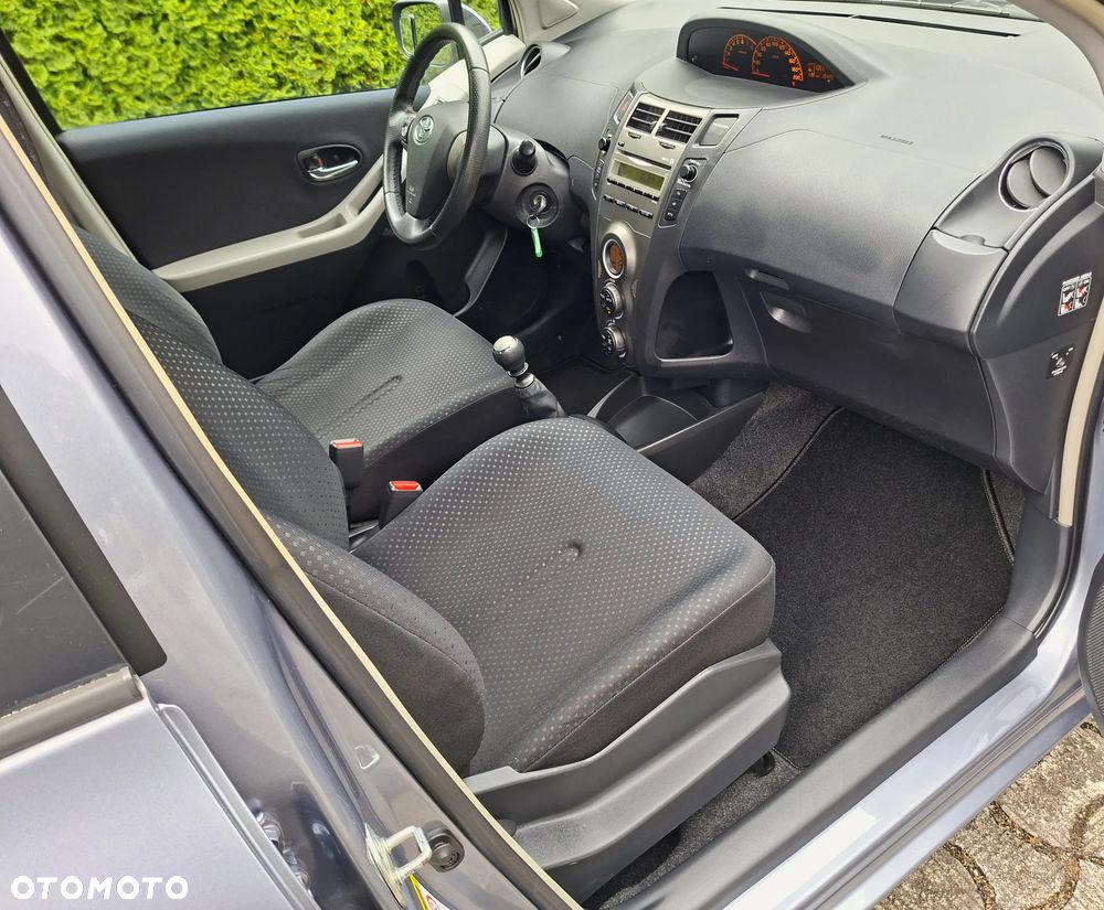 Toyota Yaris 1.33 VVT-i Life - 9