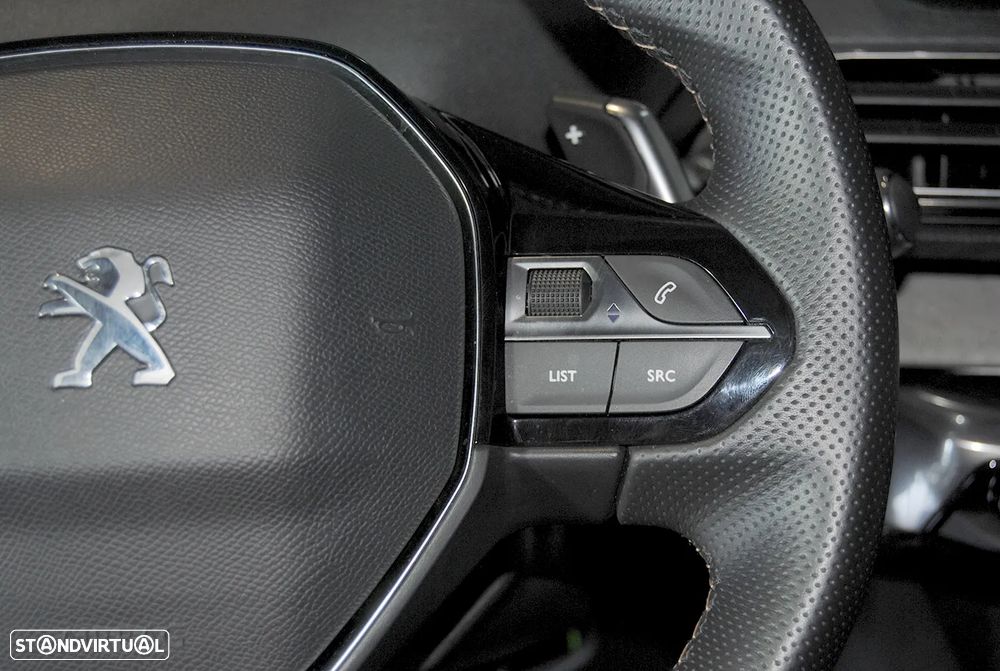 Peugeot 3008 1.6 Hybrid GT e-EAT8 - 28