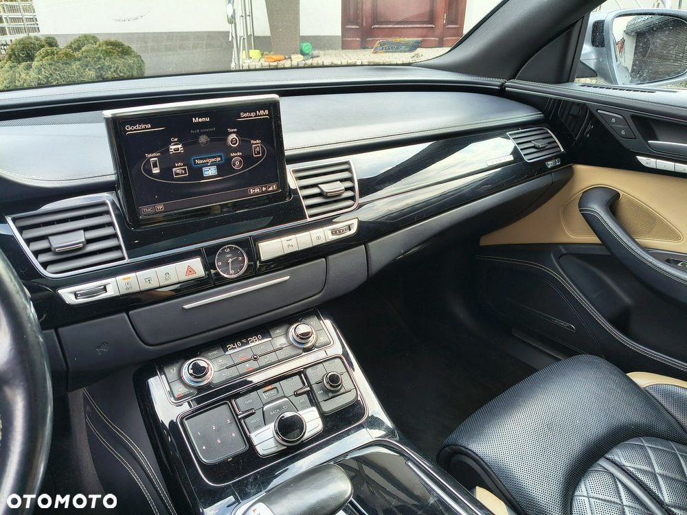 Audi A8 - 13