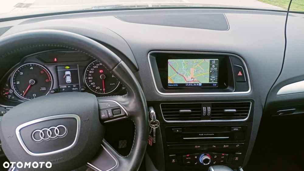 Audi Q5 2.0 TDI S tronic - 9