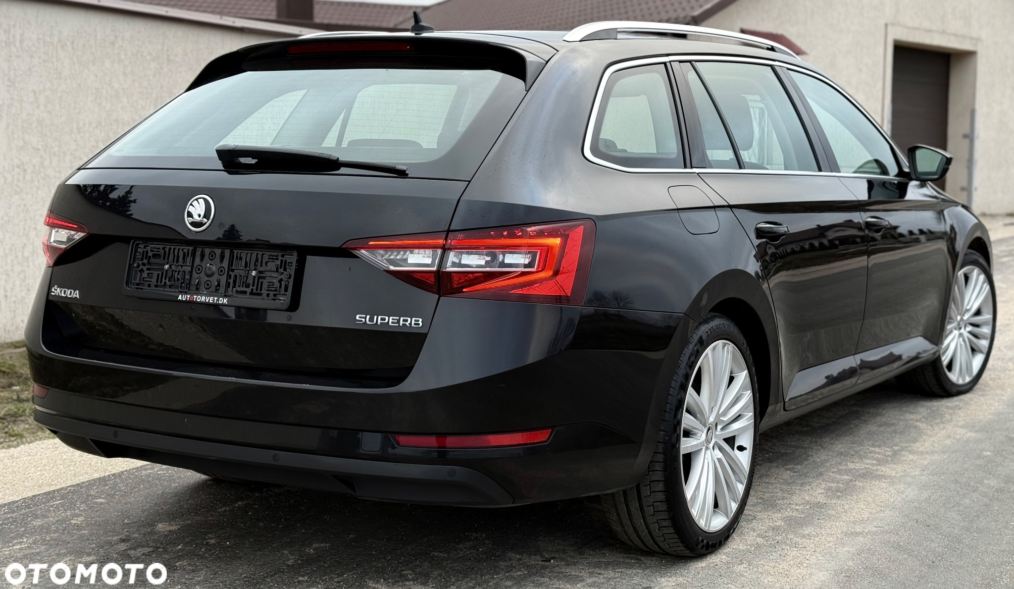 Skoda Superb - 20