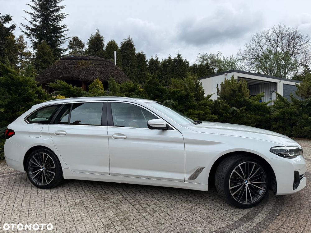 BMW Seria 5 520d M Sport Edition - 13