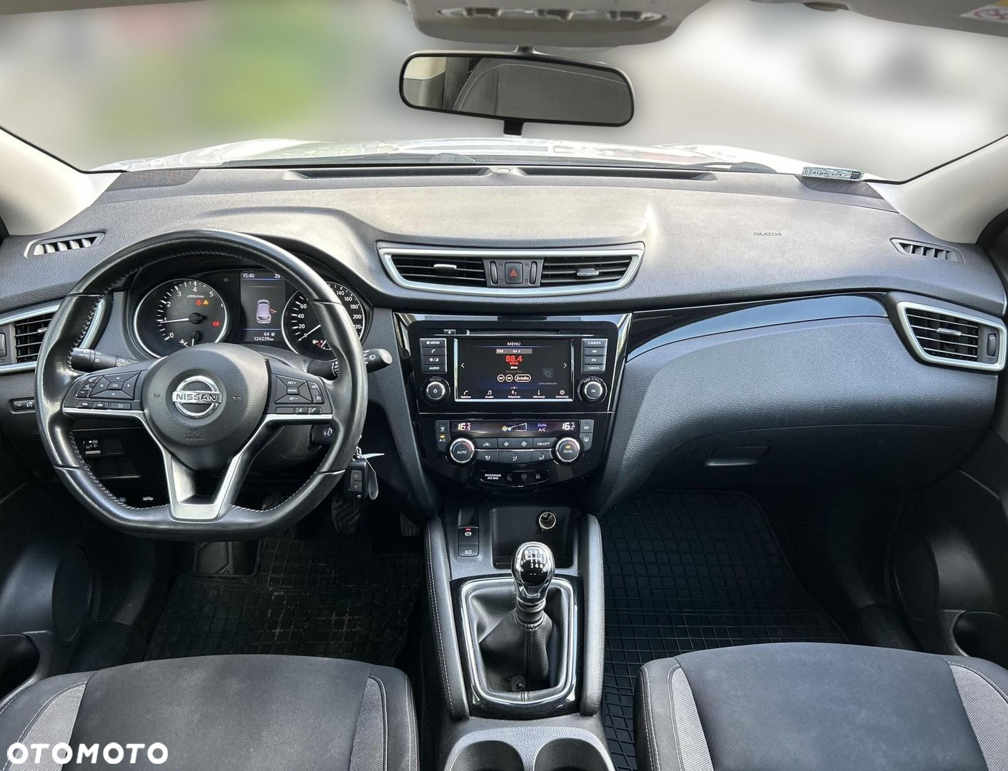 Nissan Qashqai 1.3 DIG-T Visia - 11