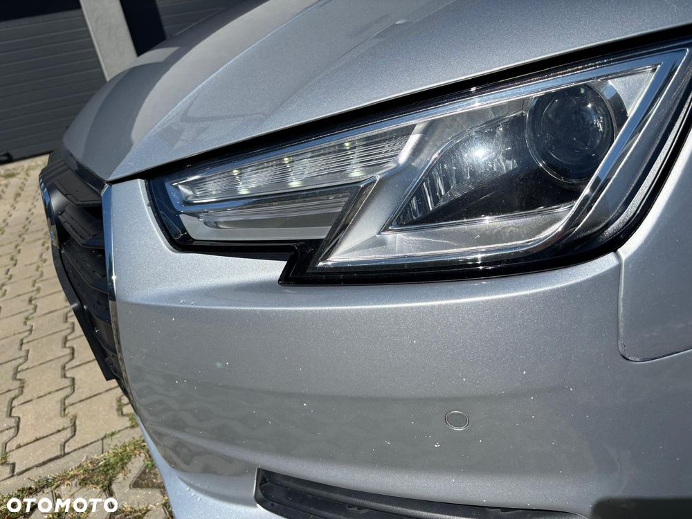 Audi A4 Avant 2.0 TDI S tronic - 14