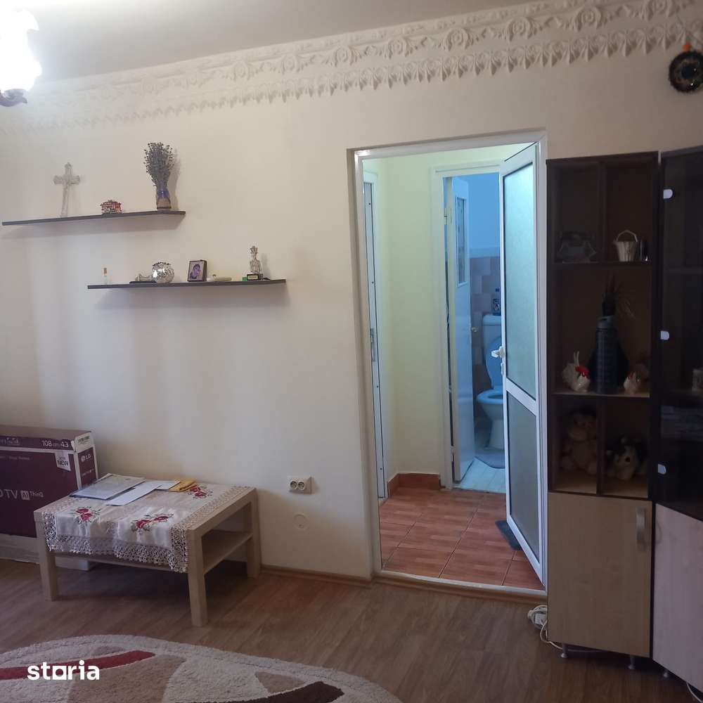 Malu Rosu(Baciului),apartament 2 cam sd,de vanzare - Imagine principală: 3/9