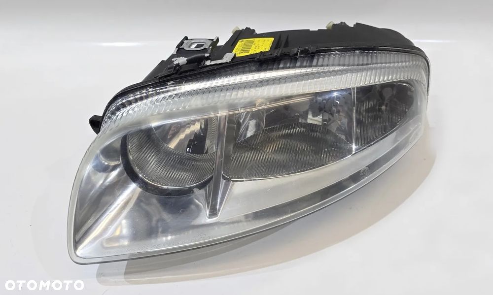 reflektor lampa przód lewa lewy alfa romeo gt 05r eur
