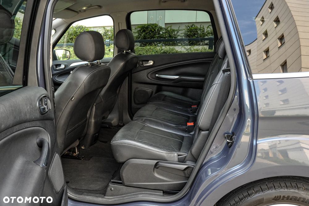 Ford S-Max 2.0 TDCi DPF Titanium - 8
