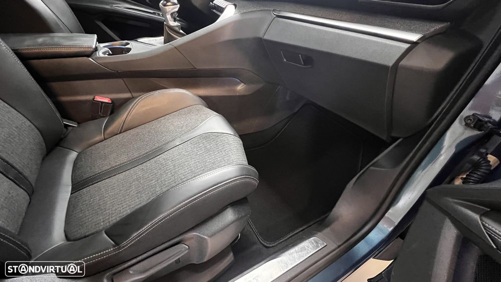 Peugeot 5008 1.6 BlueHDi GT Line - 38