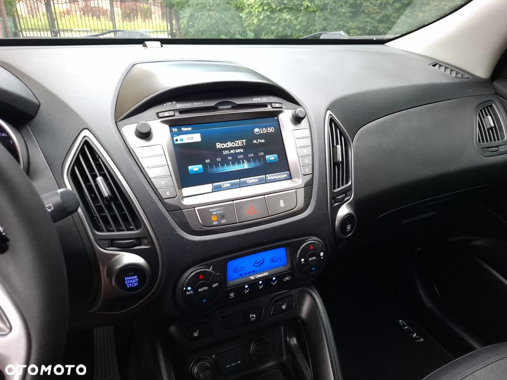 Hyundai ix35 1.7 CRDi 2WD blue Finale Gold - 9