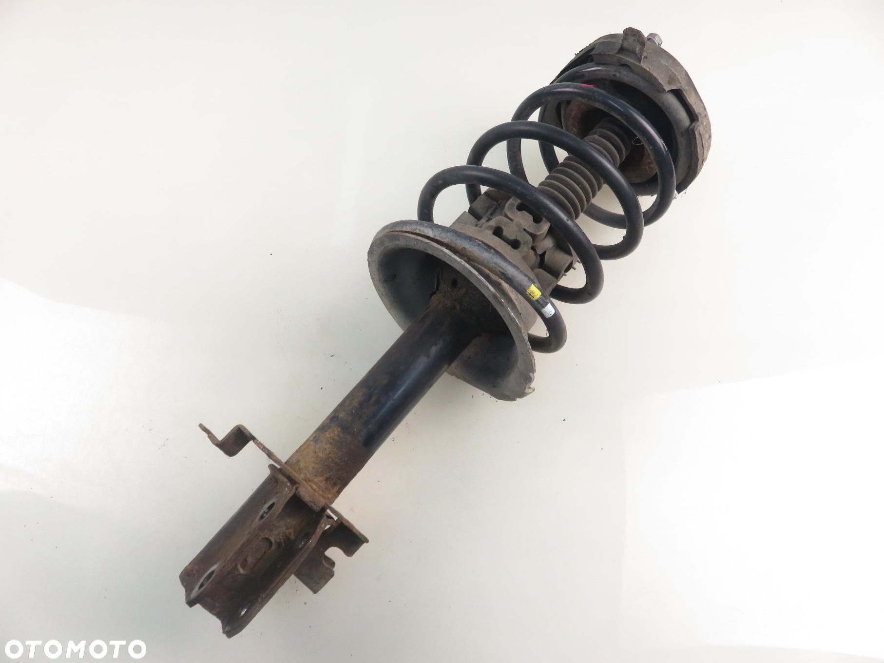 MCPERSON PRAWY PRZEDNI RENAULT MEGANE I 1.4 16V 95 - K4J 750 - 1