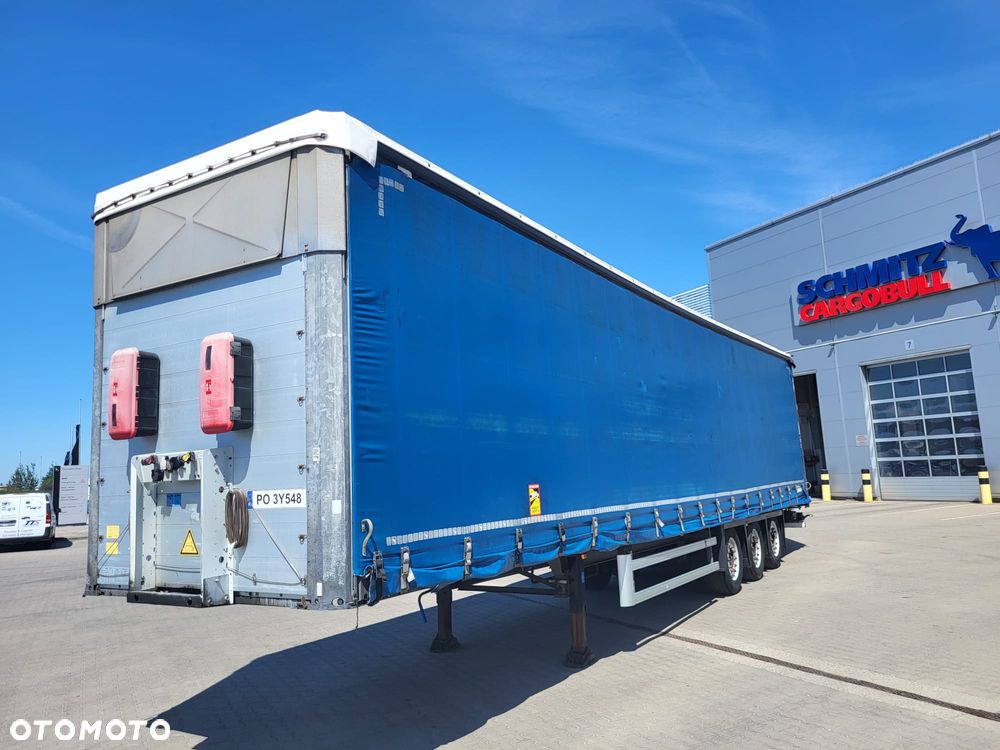 Schmitz Cargobull Mega Varios; wysokość wew. 3050 mm - 2
