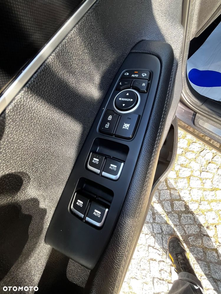 Kia Sorento - 24