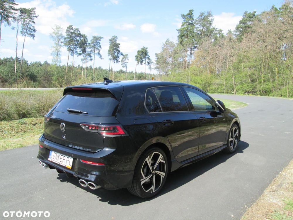 Volkswagen Golf - 9