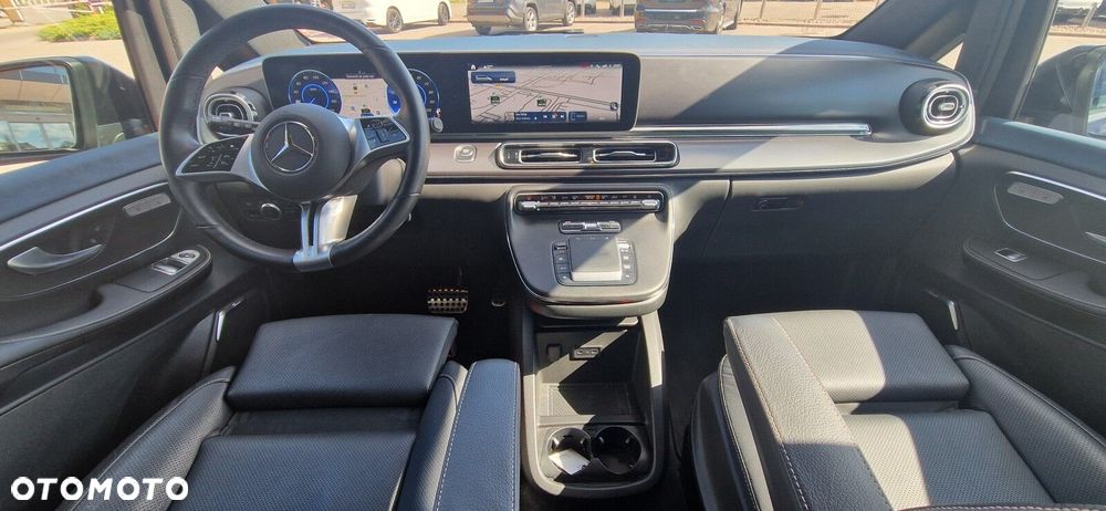 Mercedes-Benz eqv EQV - 17