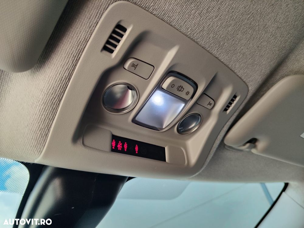 Citroën C3 1.2 PureTech BVM Shine - 20