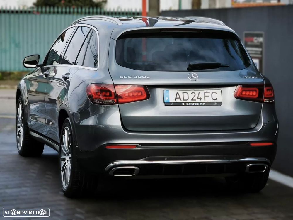Mercedes-Benz GLC 300 e 4Matic - 2