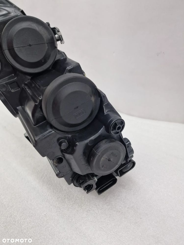 VW POLO VI 6 2G0 17- PRAWA LAMPA ZWYKŁA PRZEDNIA PRZÓD , NR 2G1941006 , NR AUKCJI LA391 - 13