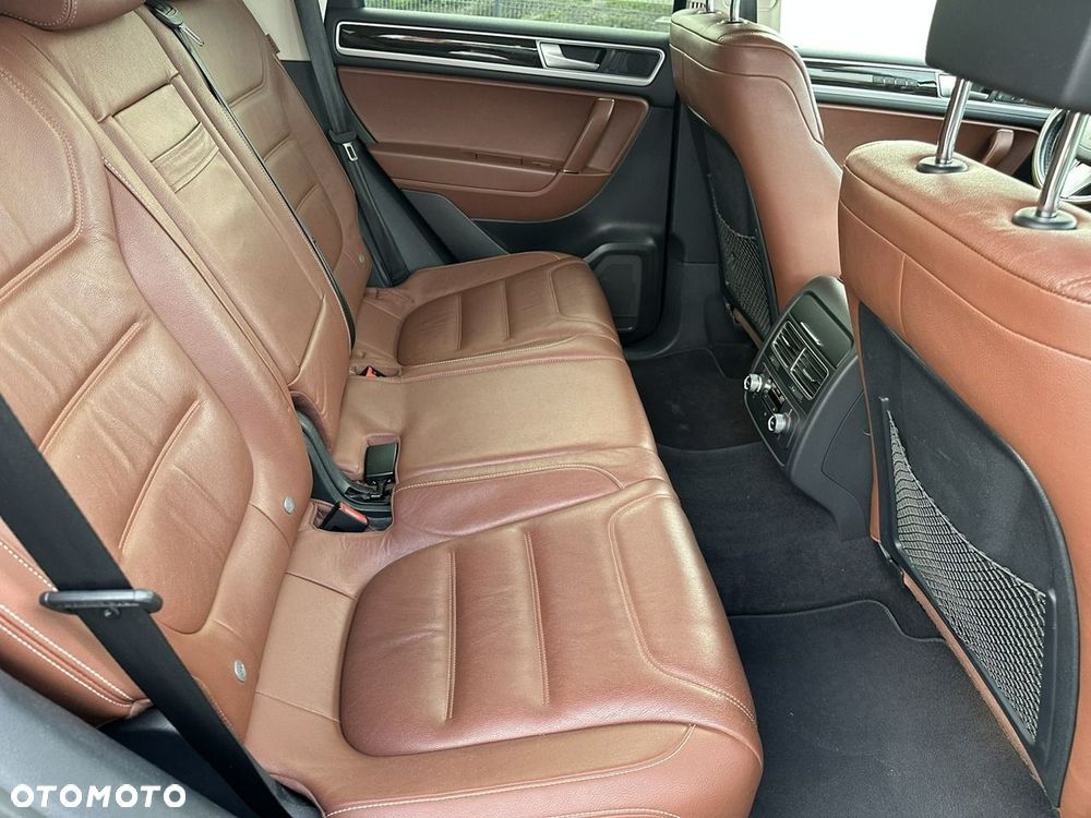 Volkswagen Touareg 3.0 V6 TDI BMT Business Line - 15