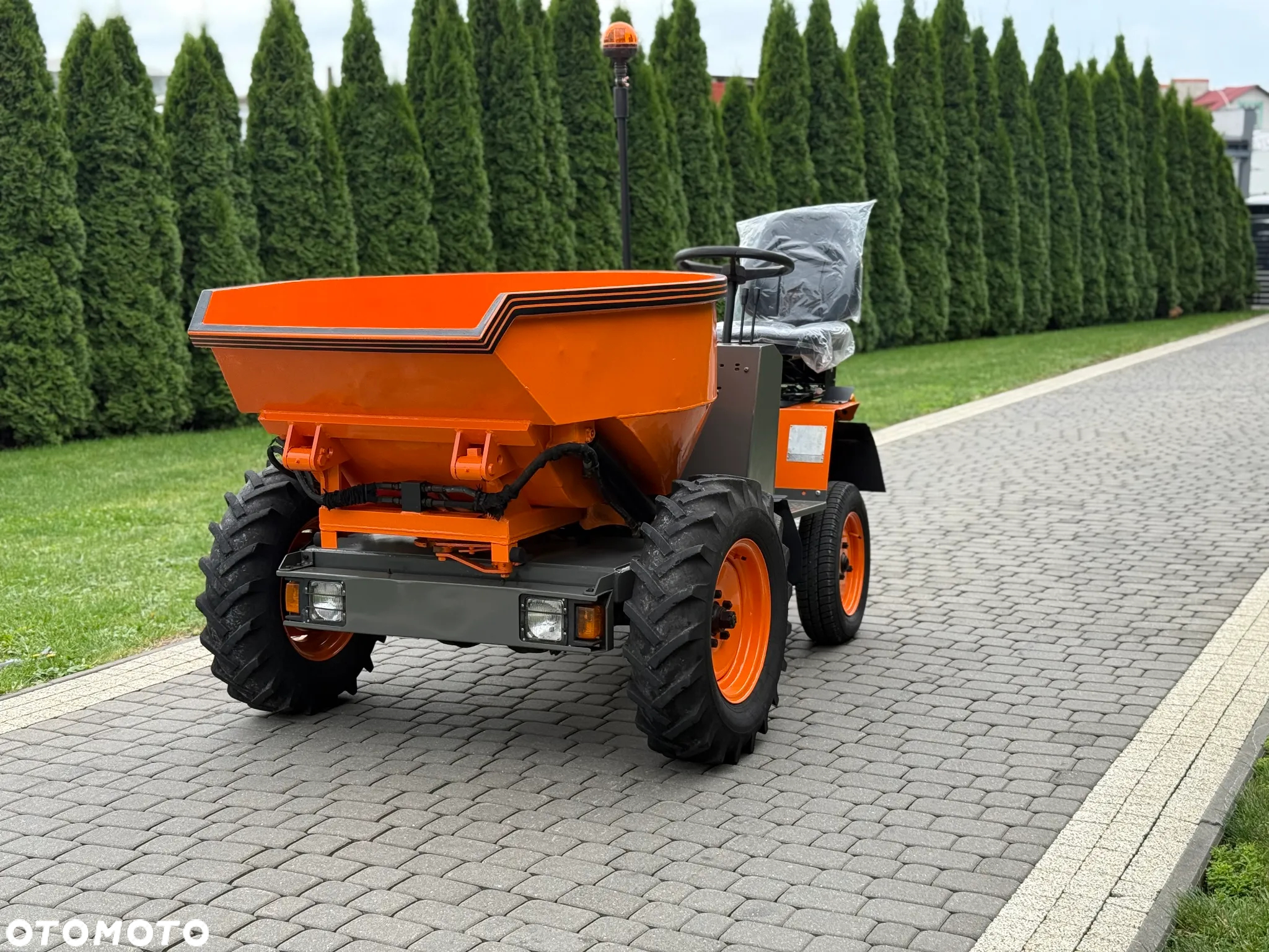 Ausa WOZIDŁO - 4