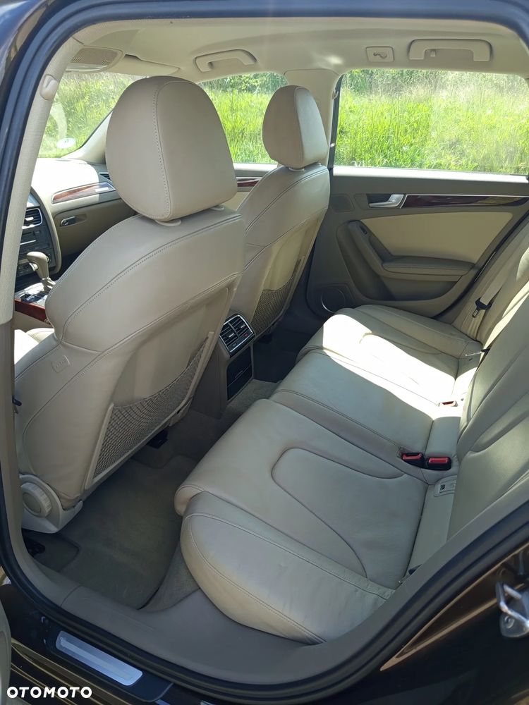 Audi A4 Avant - 12