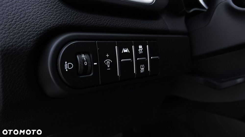 Kia XCeed - 11