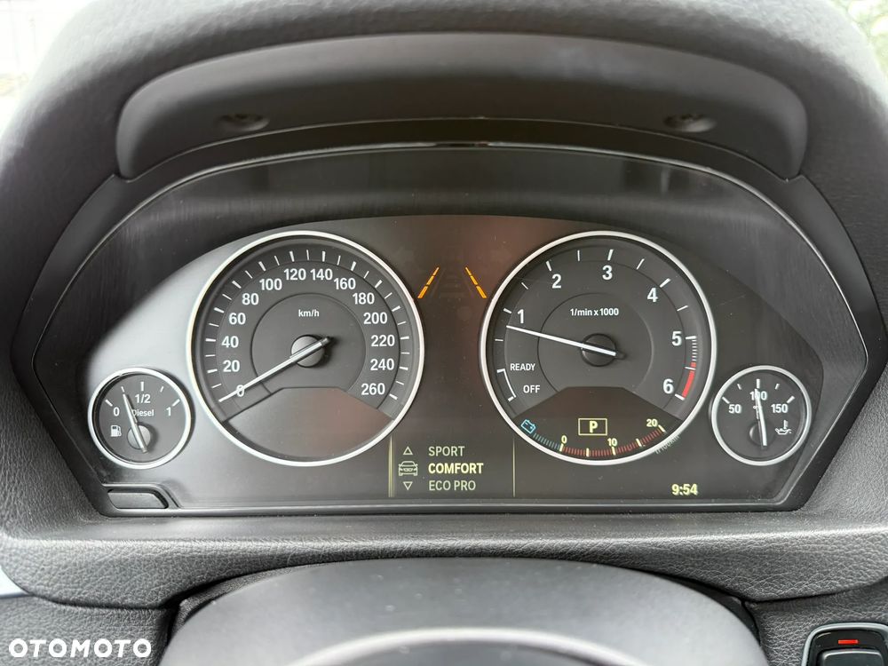 BMW Seria 3 320d xDrive Sport Line - 35