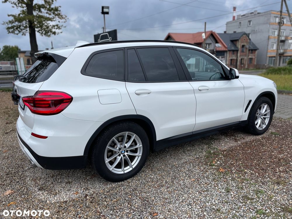 BMW X3 xDrive20d Advantage - 13