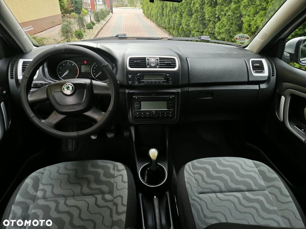 Skoda Fabia 1.6 16V Ambiente - 15