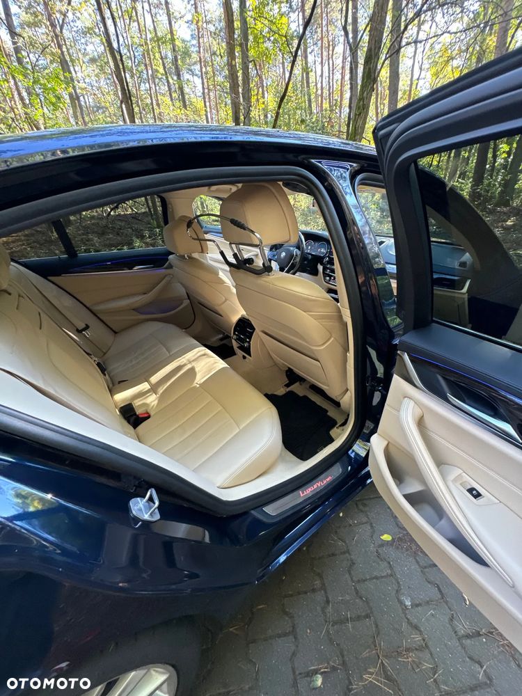 BMW Seria 5 520d xDrive Luxury Line sport - 21