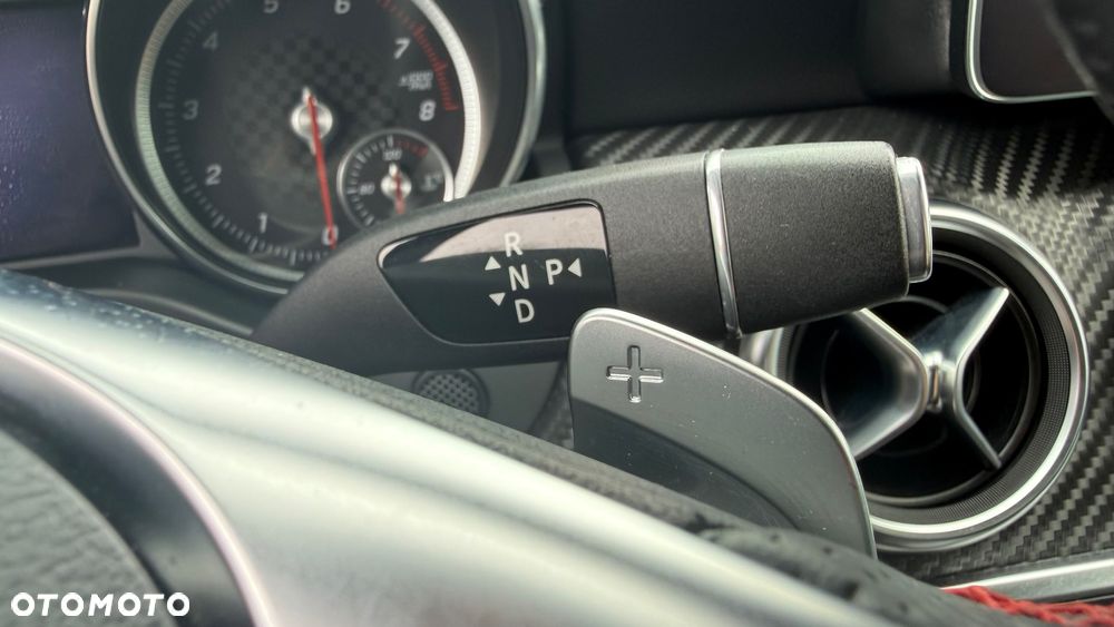 Mercedes-Benz Klasa A 220 4-Matic AMG Line - 24