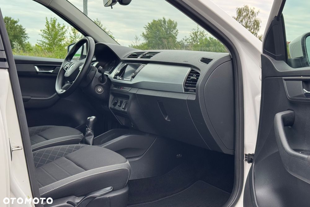 Skoda Fabia 1.0 TSI Ambition - 35
