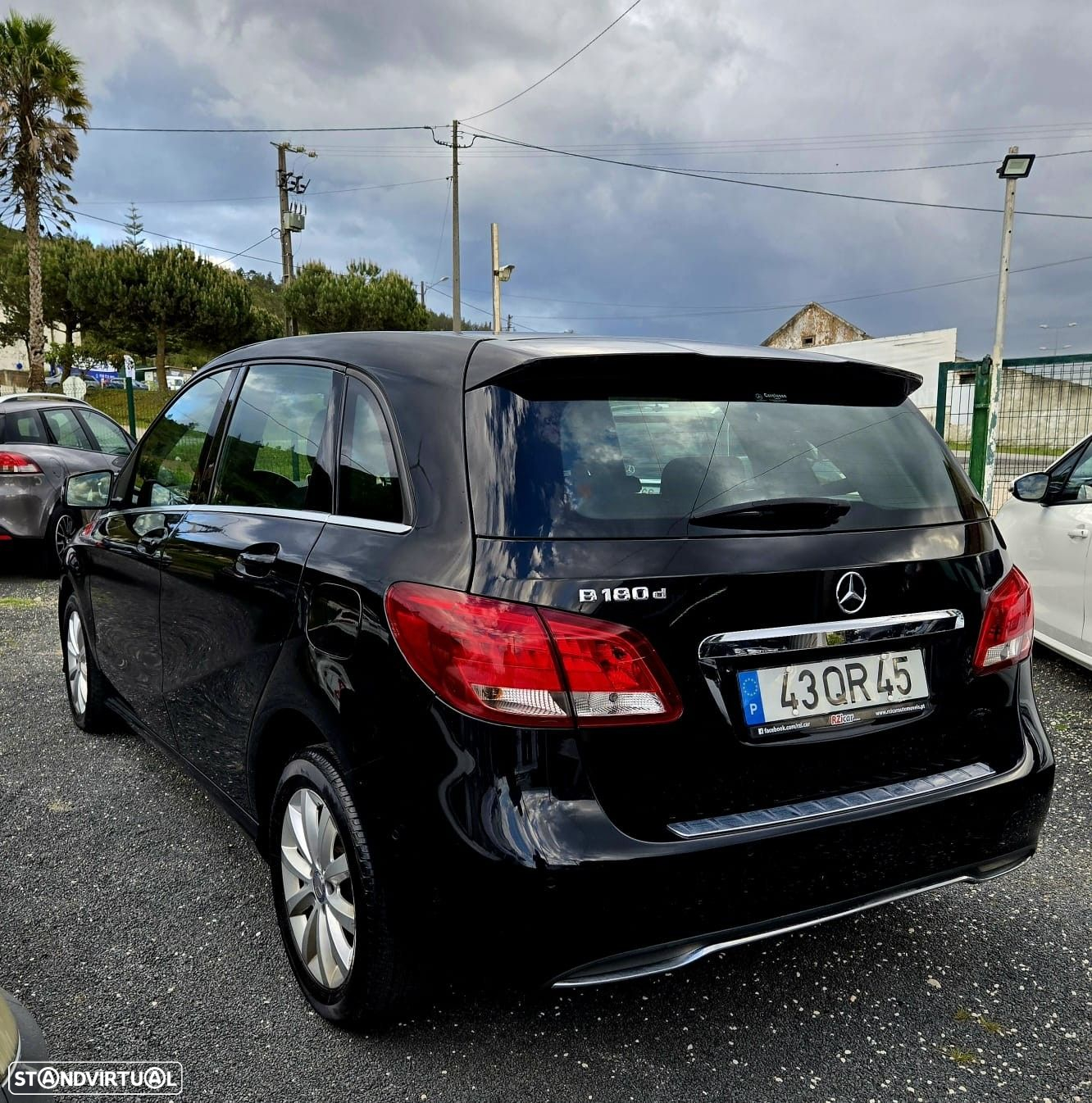 Mercedes-Benz B 180 d Style - 12