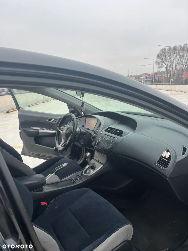 Honda Civic 1.8i-VTEC Comfort - 10