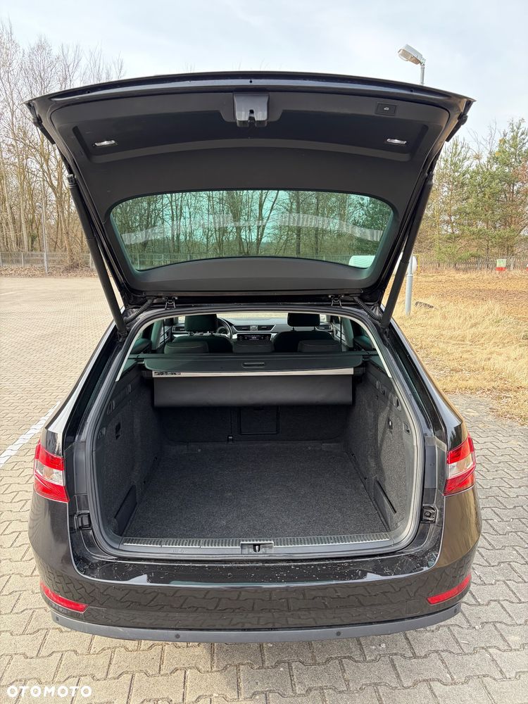 Skoda Superb 2.0 TDI Ambition DSG7 - 7
