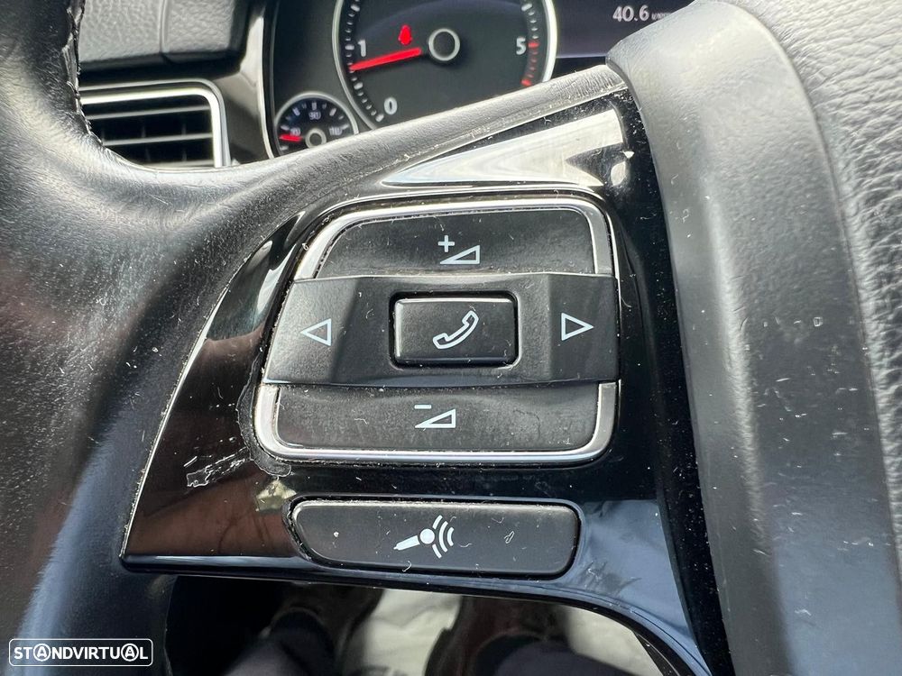 VW Touareg 3.0 TDI V6 Tiptronic - 22