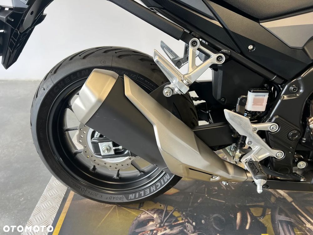 Honda CB - 31