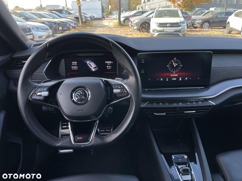 Skoda Octavia 2.0 TDI RS DSG - 15