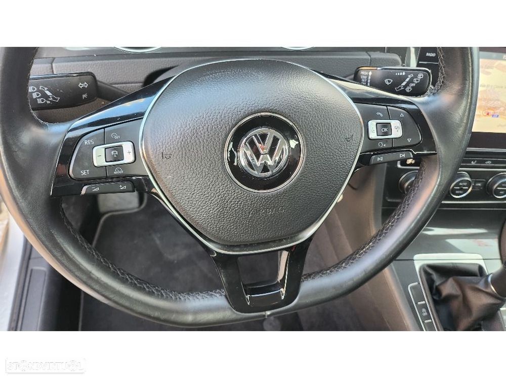 VW Golf Variant 1.6 TDi Confortline - 11