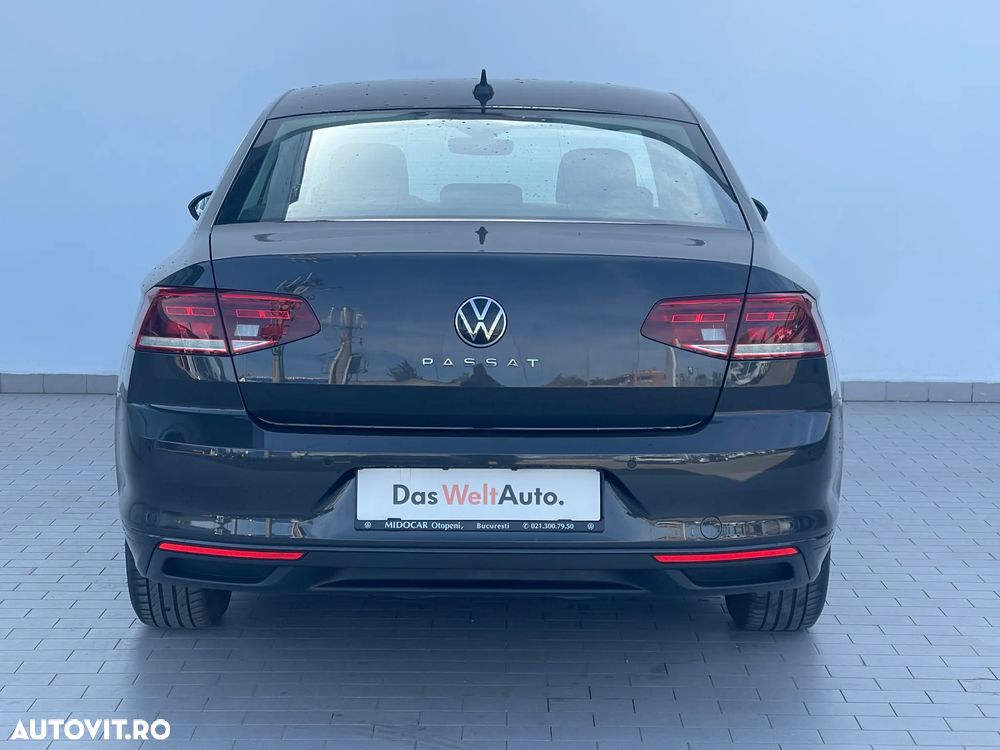 Volkswagen Passat 2.0 TDI DSG Comfortline - 8