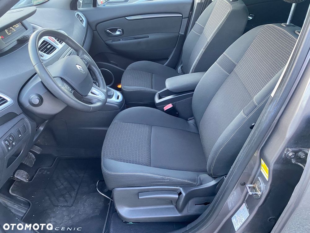 Renault Scenic 1.6 16V 110 Dynamique - 23