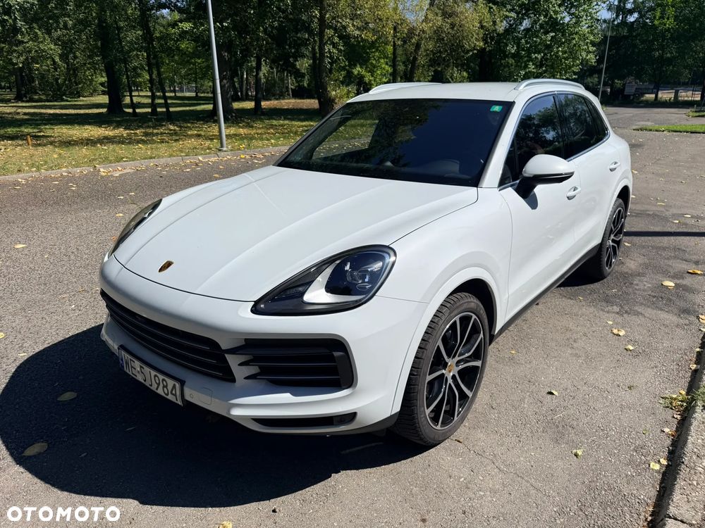 Porsche Cayenne Standard - 1