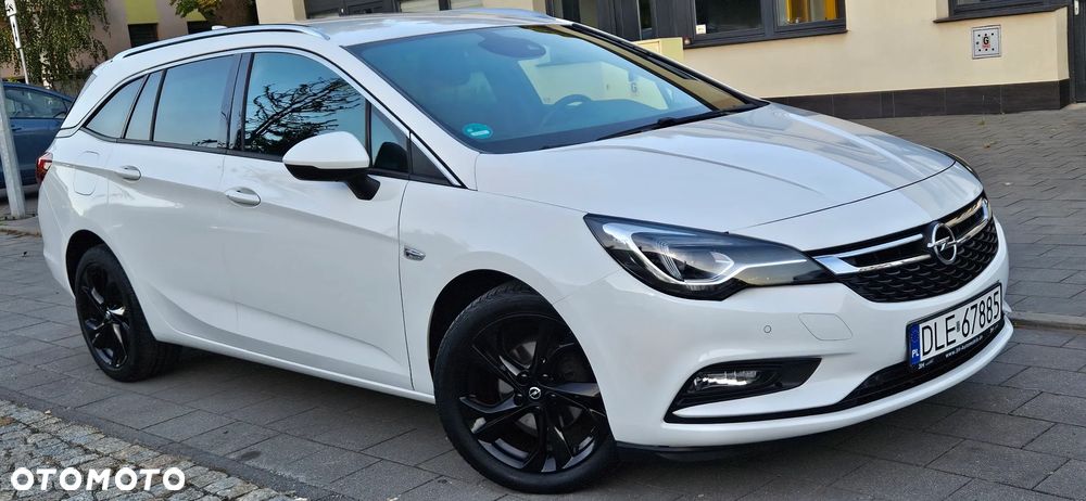 Opel Astra 1.6 D Start/Stop Dynamic - 25