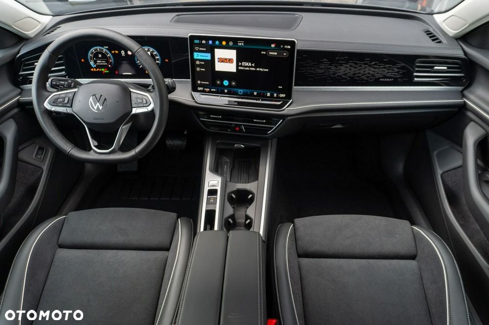 Volkswagen Passat - 16