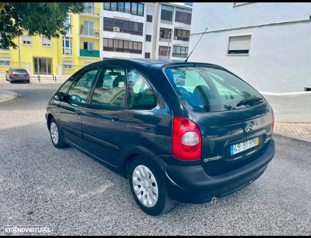 Citroën Xsara Picasso 1.6 Exclusive - 3