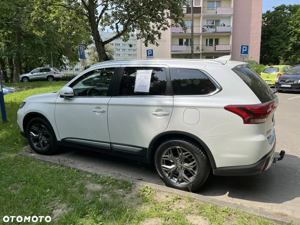 Mitsubishi Outlander 2.0 Intense + 4WD CVT - 2