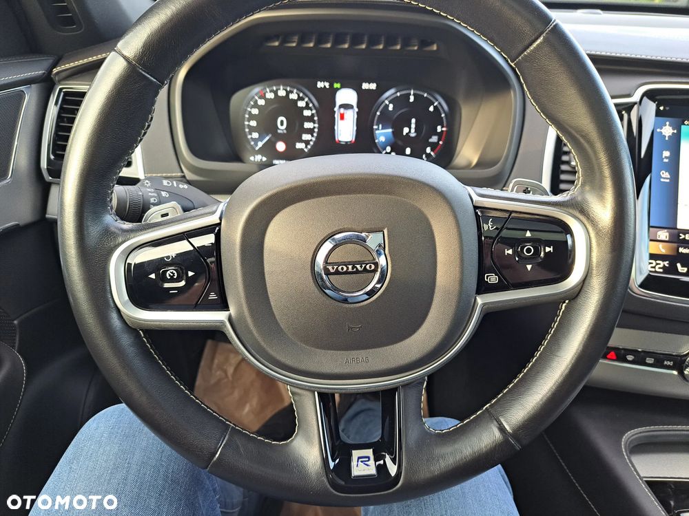 Volvo XC 90 B5 D AWD R-Design 7os - 32