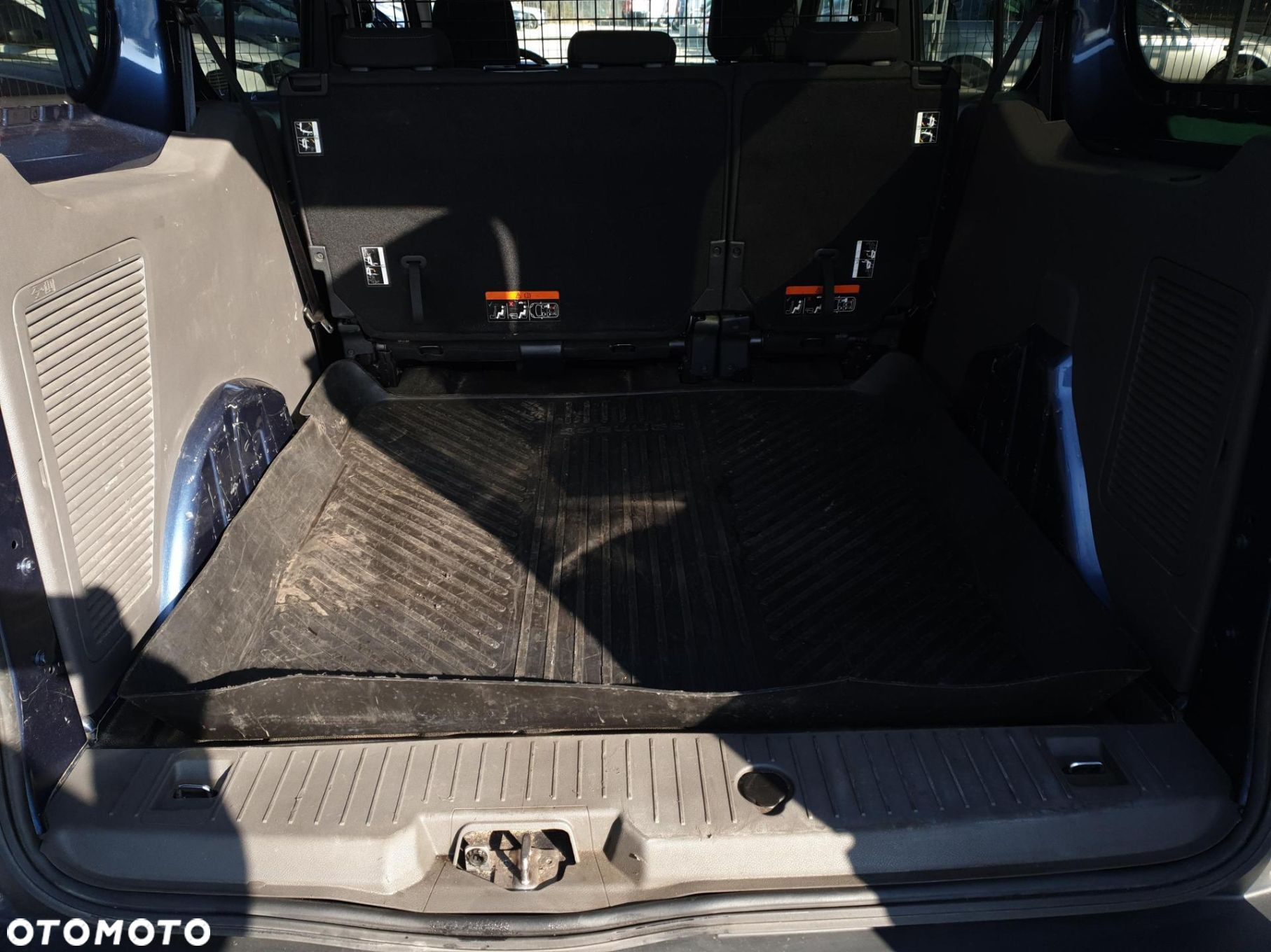 Ford transit-connect - 23